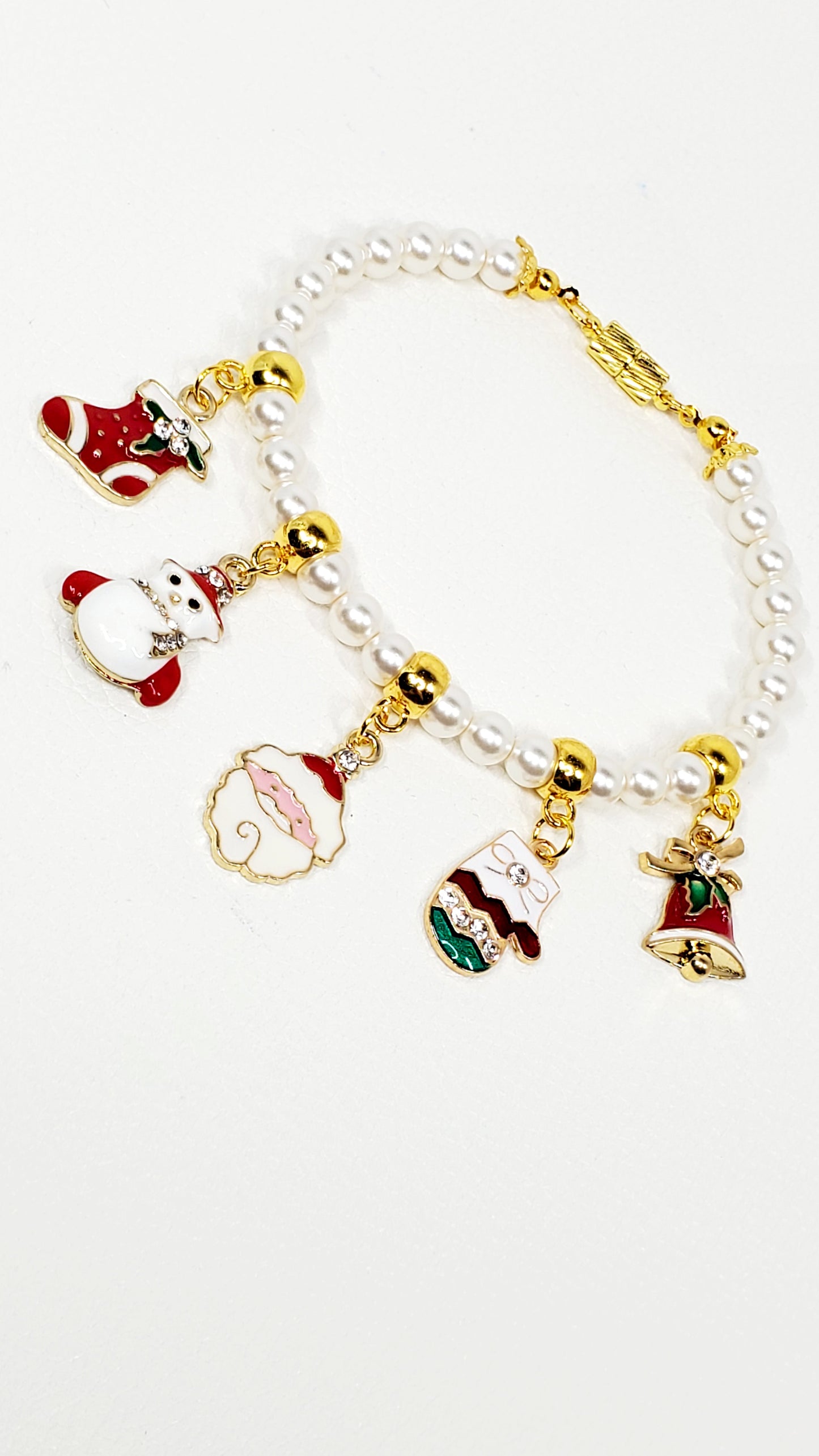 Christmas Pearl & Charm Bracelet
