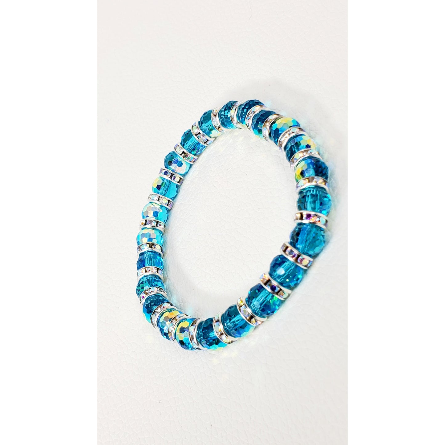 Beautiful Blue Aurora Borealis Faceted Crystal Glass Stretch Bracelet