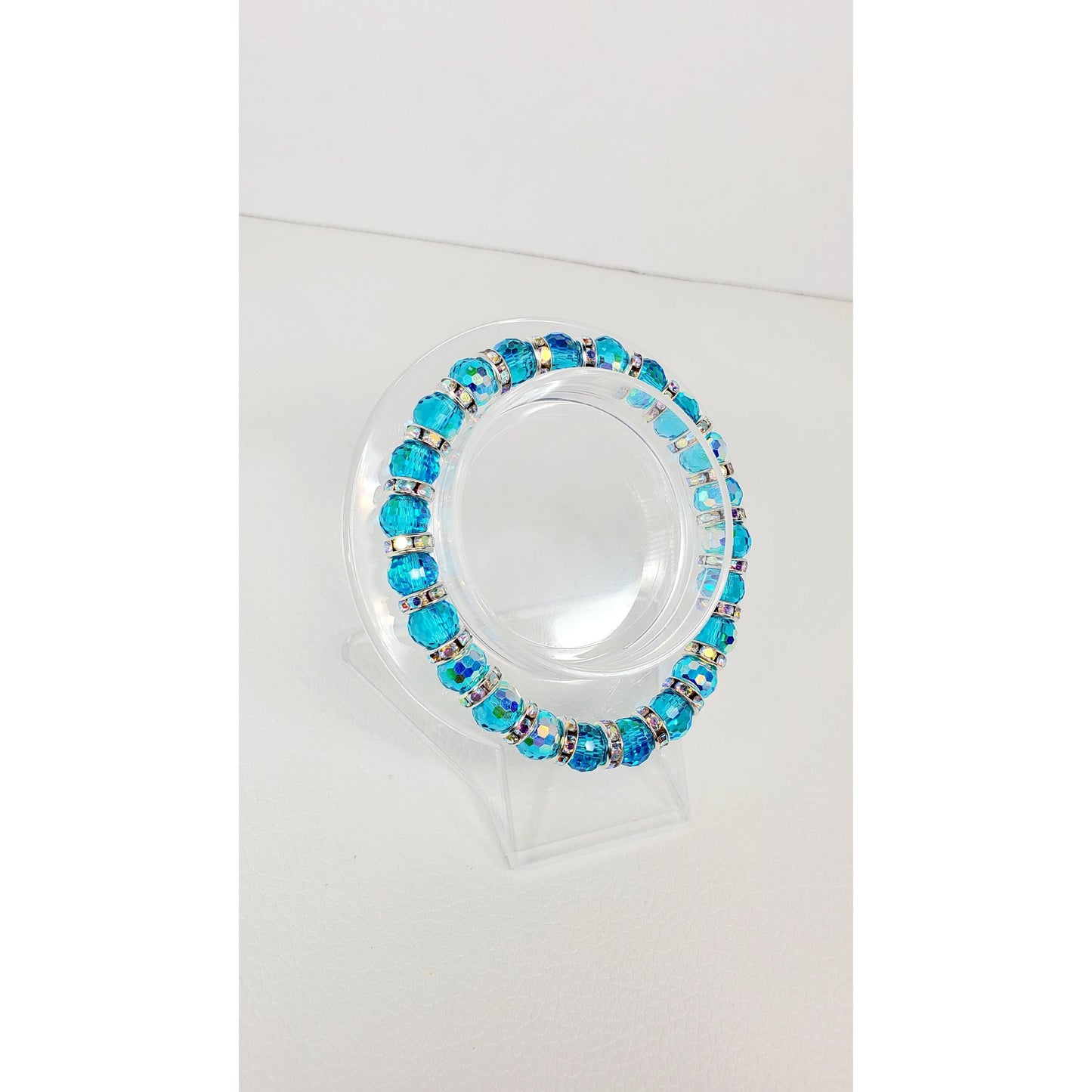 Beautiful Blue Aurora Borealis Faceted Crystal Glass Stretch Bracelet