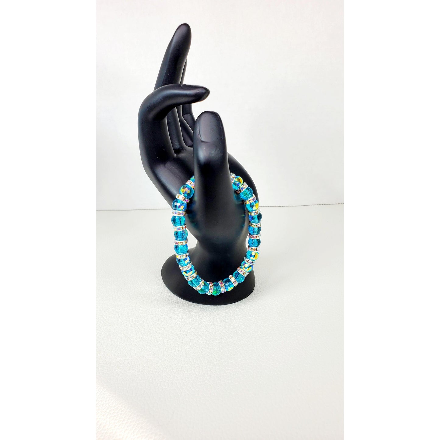 Beautiful Blue Aurora Borealis Faceted Crystal Glass Stretch Bracelet
